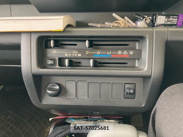 Daihatsu HIJET TRUCK 2016-08 8876035-10