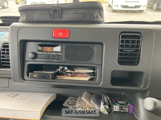 Daihatsu HIJET TRUCK 2016-08 8876035-9