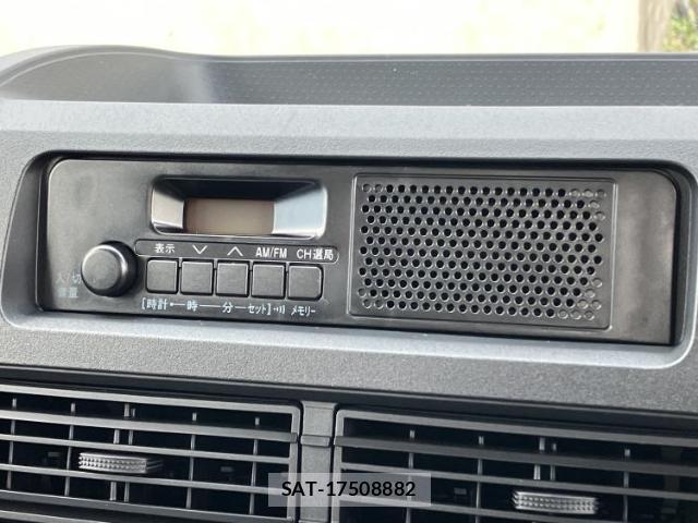 Daihatsu HIJET TRUCK 2022-05 8877287-8