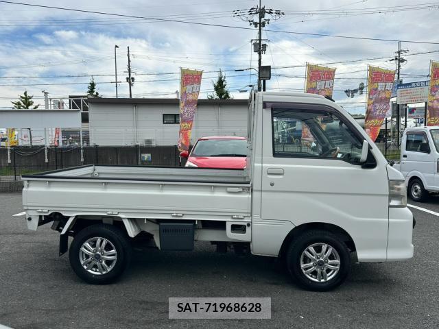 Daihatsu HIJET TRUCK 2007-05 8877601-6