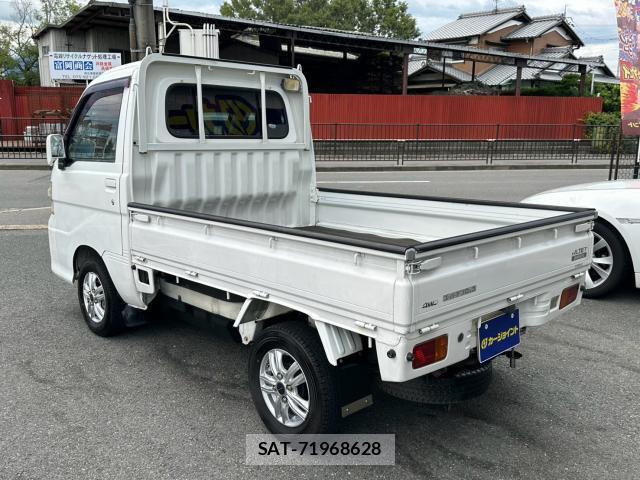 Daihatsu HIJET TRUCK 2007-05 8877601-9