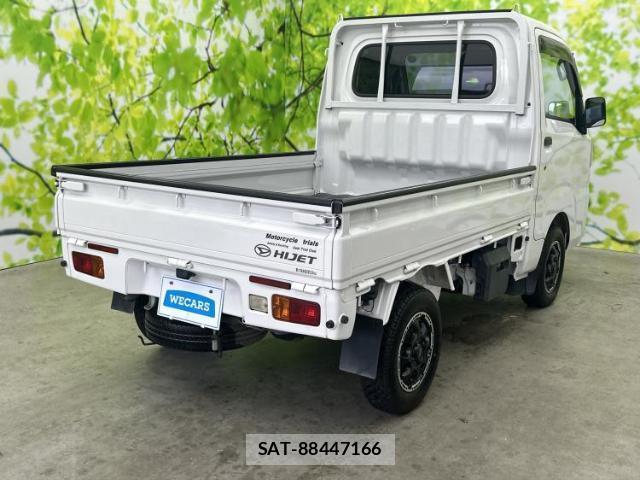 Daihatsu HIJET TRUCK 2017-07 8878055-2