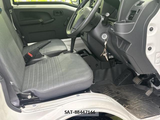 Daihatsu HIJET TRUCK 2017-07 8878055-3