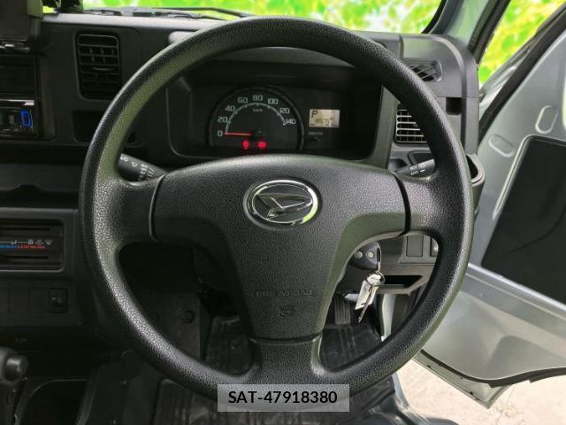 Daihatsu HIJET TRUCK 2020-10 8878399-9
