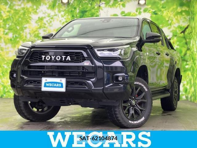 Toyota HILUX 2022-04 8876323-0
