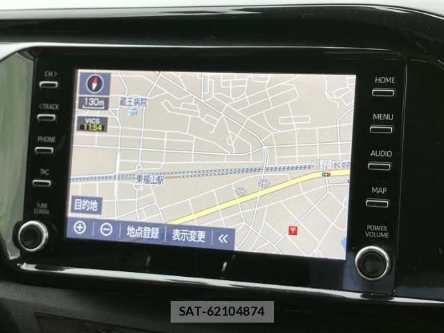 Toyota HILUX 2022-04 8876323-9