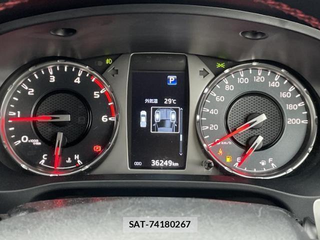 Toyota HILUX 2023-09 8876508-11