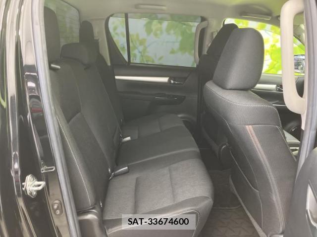 Toyota HILUX 2019-04 8877332-6