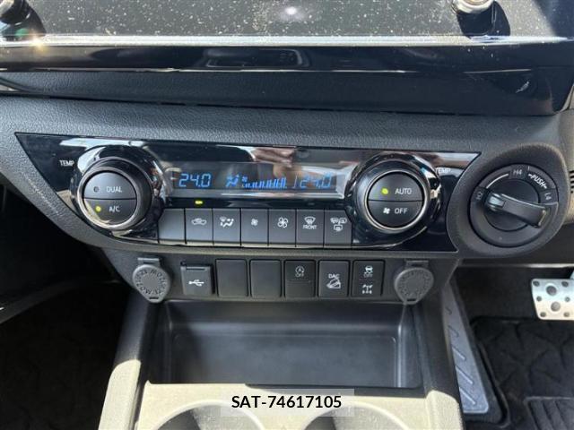Toyota HILUX 2024-09 8878094-13