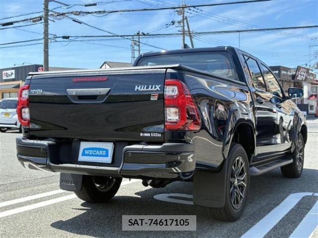 Toyota HILUX 2024-09 8878094-2
