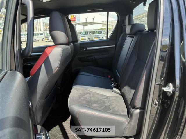 Toyota HILUX 2024-09 8878094-6