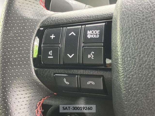 Toyota HILUX 2023-10 8878181-17