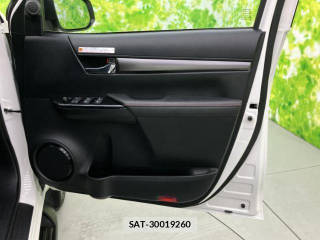 Toyota HILUX 2023-10 8878181-3