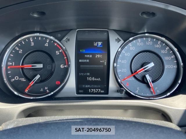 Toyota HILUX 2023-07 8878194-12