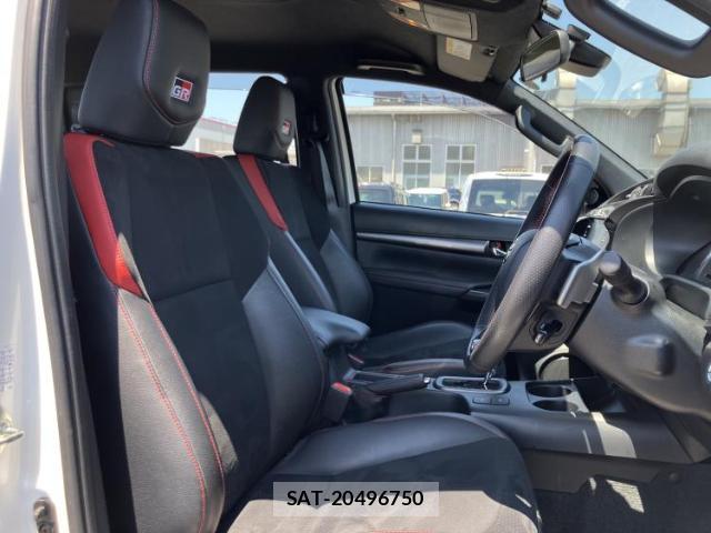 Toyota HILUX 2023-07 8878194-3