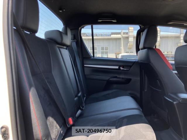 Toyota HILUX 2023-07 8878194-4