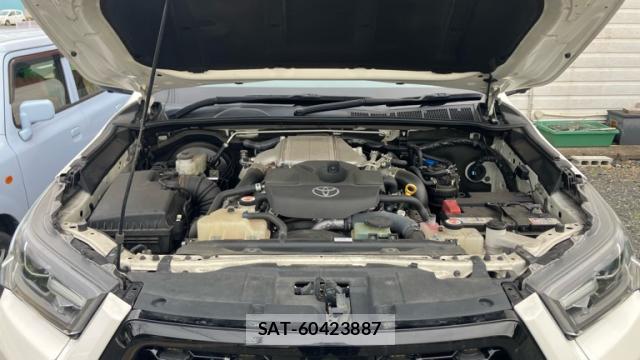 Toyota HILUX 2023-03 8876286-12