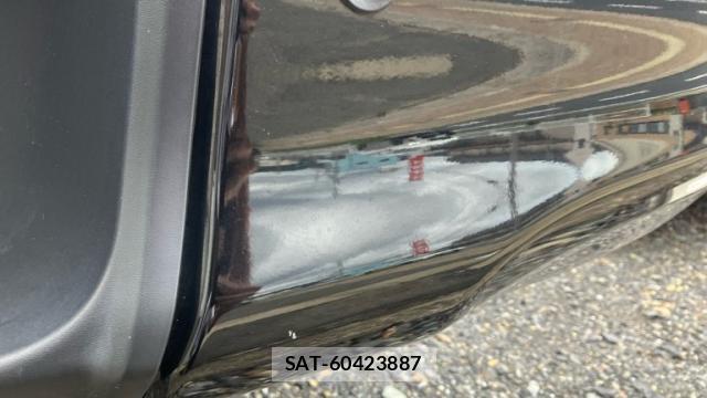 Toyota HILUX 2023-03 8876286-5