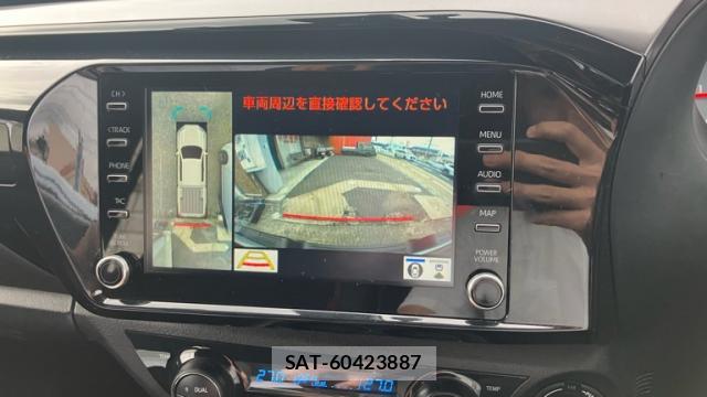 Toyota HILUX 2023-03 8876286-9
