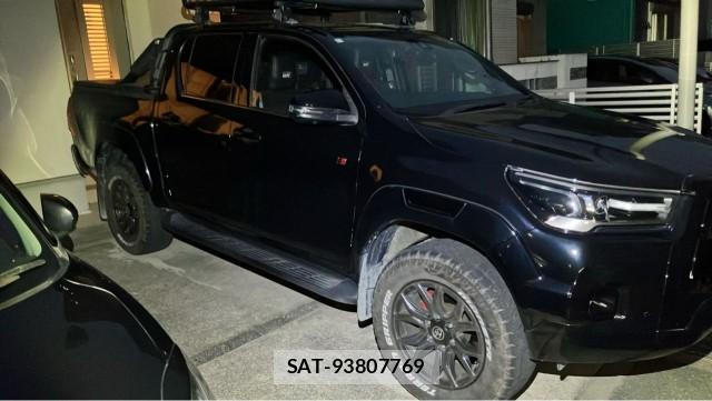 Toyota HILUX 2024-07 8877155-3