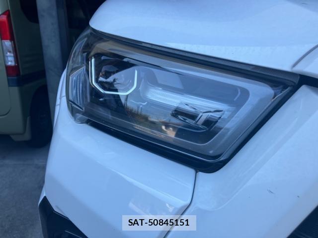 Toyota HILUX 2022-03 8877536-12