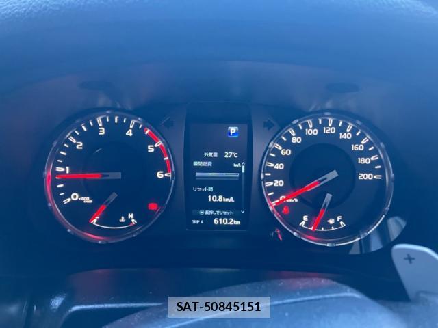 Toyota HILUX 2022-03 8877536-17