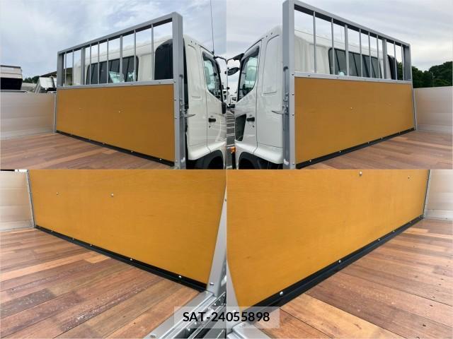 Hino RANGER 2026-02 8876958-5