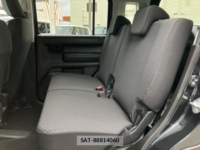 Suzuki HUSTLER 2025-04 8876053-6