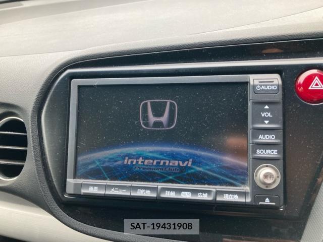 Honda INSIGHT EXCLUSIVE 2012-01 8876041-19