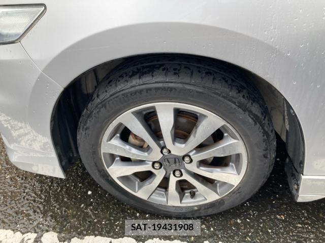 Honda INSIGHT EXCLUSIVE 2012-01 8876041-5