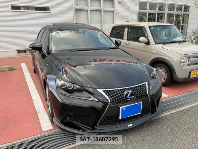 Lexus IS 2014-11 8876539-0