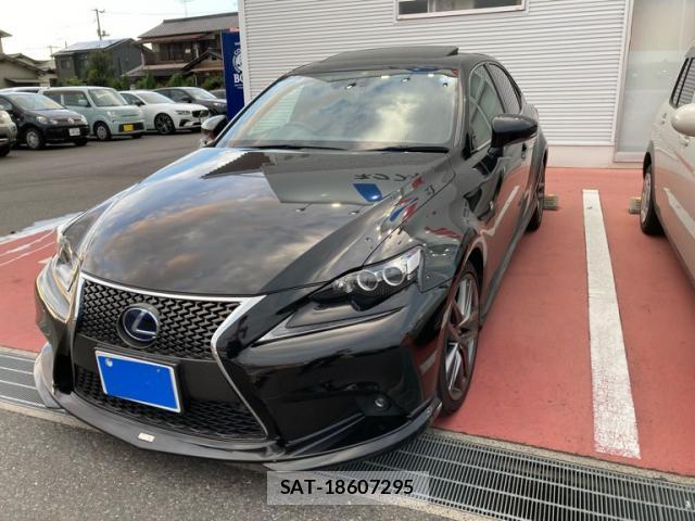 Lexus IS 2014-11 8876539-1