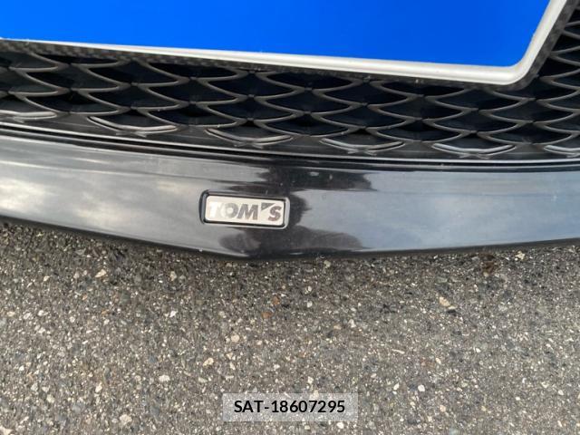 Lexus IS 2014-11 8876539-12