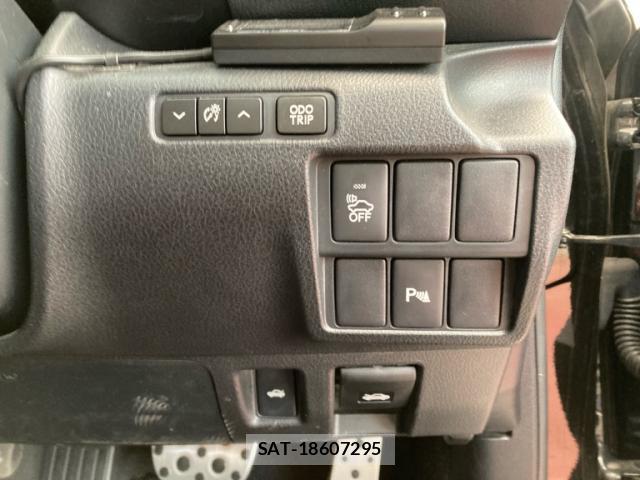 Lexus IS 2014-11 8876539-16