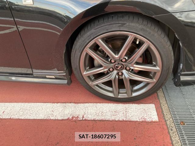 Lexus IS 2014-11 8876539-6