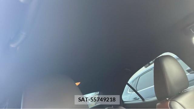 Lexus IS 2018-05 8877143-15