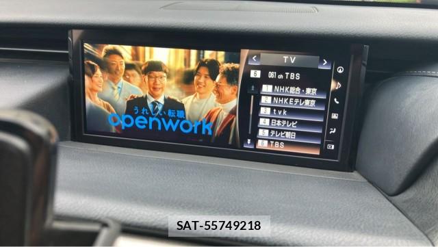 Lexus IS 2018-05 8877143-4