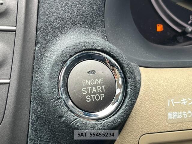 Lexus IS 2005-10 8877467-7