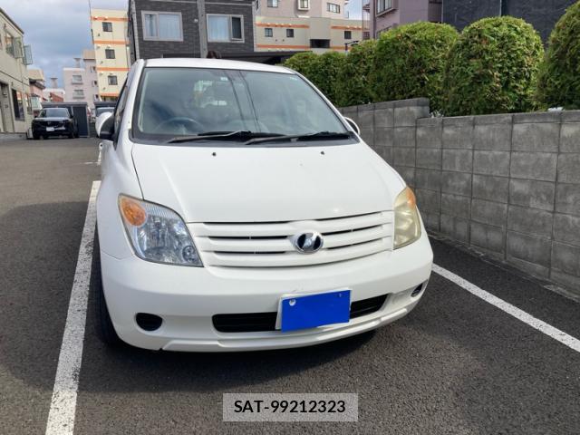 Toyota IST 2005-09 8876567-1