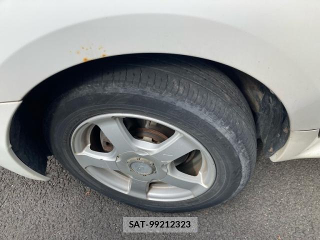 Toyota IST 2005-09 8876567-13