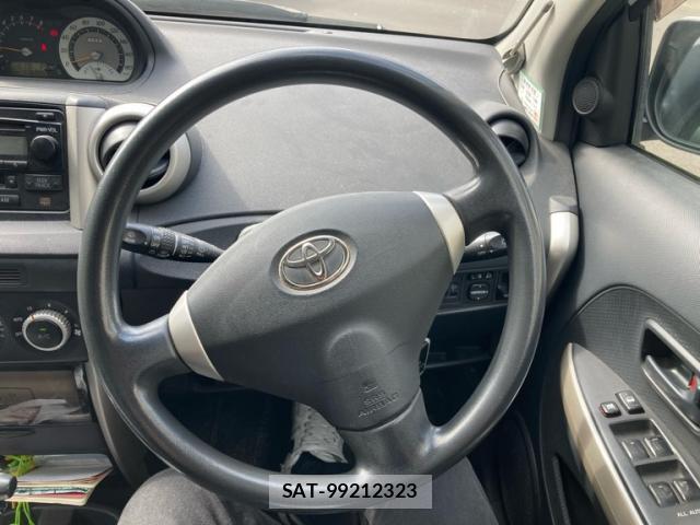 Toyota IST 2005-09 8876567-14