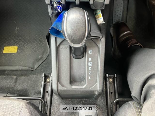 Suzuki JIMNY SIERRA 2018-09 8877396-18