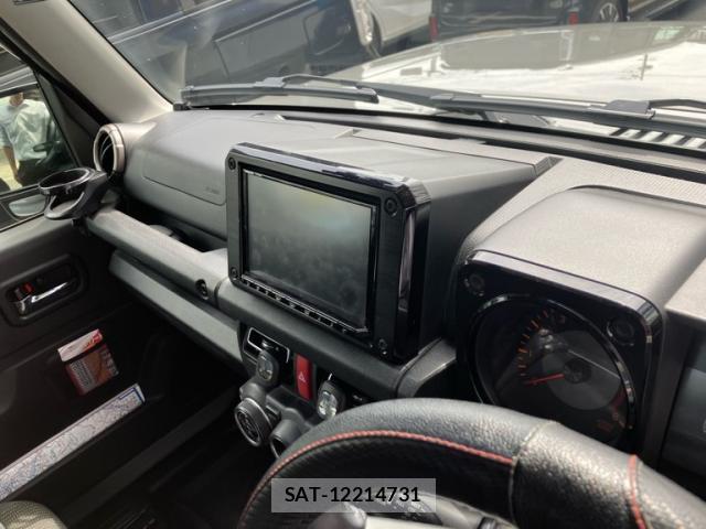 Suzuki JIMNY SIERRA 2018-09 8877396-9