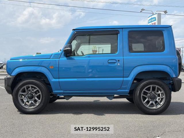 Suzuki JIMNY 2025-06 8876106-1