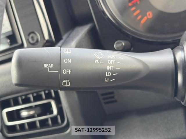 Suzuki JIMNY 2025-06 8876106-16