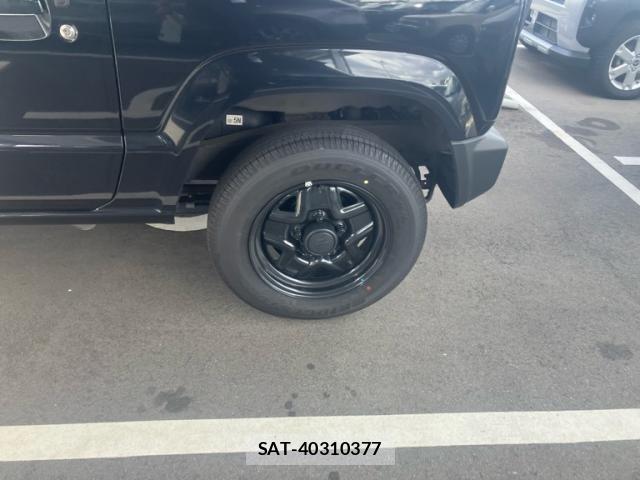 Suzuki JIMNY 2024-05 8876267-12