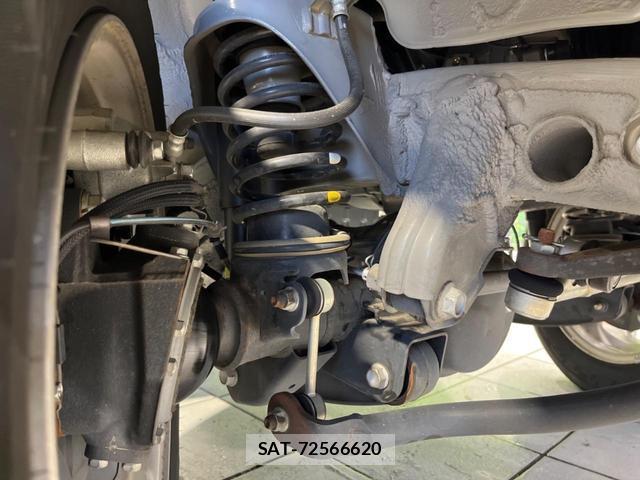 Suzuki JIMNY 2023-04 8877000-19
