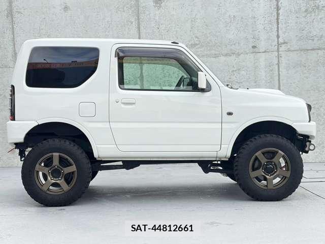 Suzuki JIMNY 2007-12 8877072-1