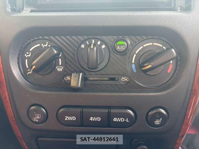Suzuki JIMNY 2007-12 8877072-14