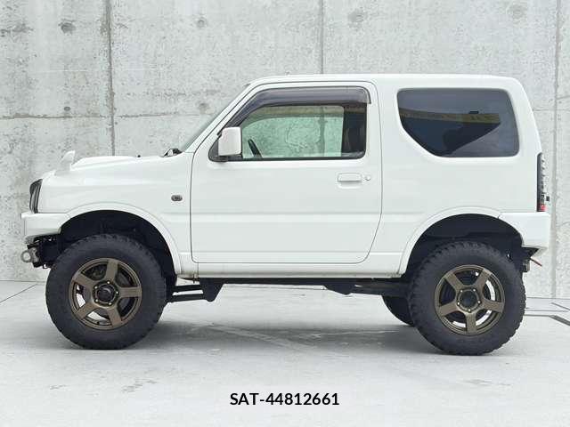 Suzuki JIMNY 2007-12 8877072-2